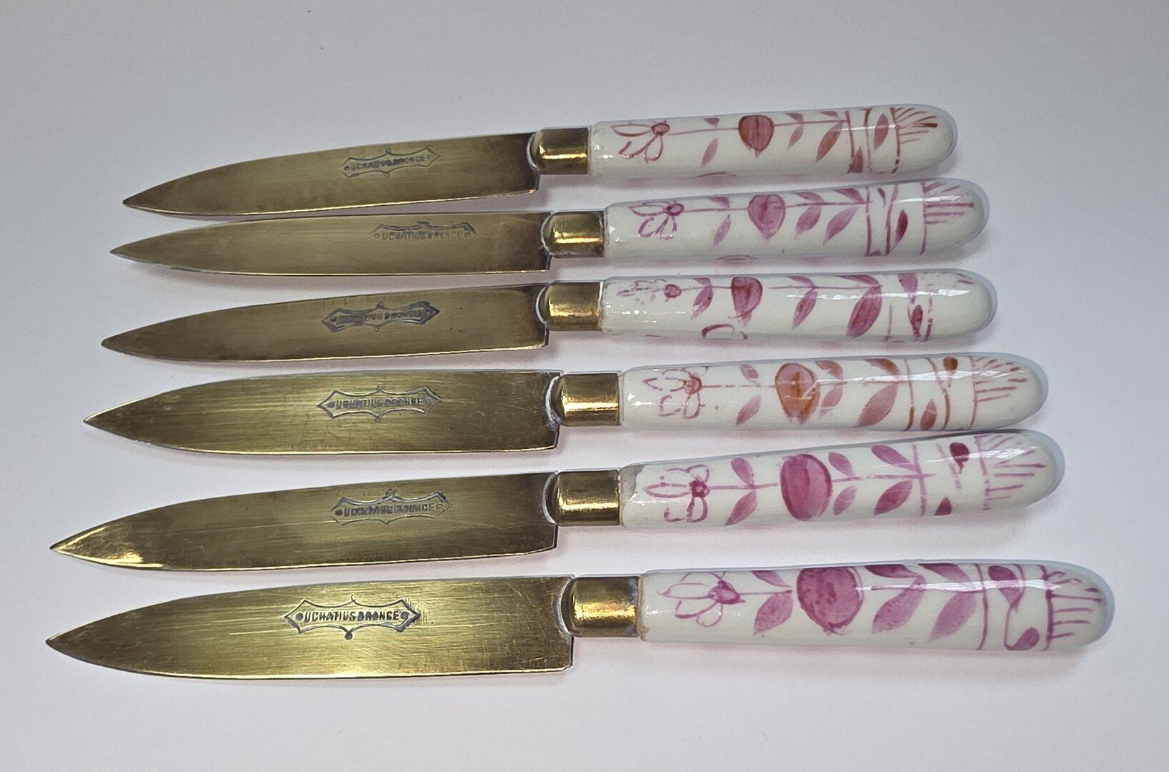 JUEGO DE CUCHILLOS DE BRONCE